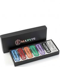 Подарочный набор зубных паст Marvis из 7 различных паст - 25гр.