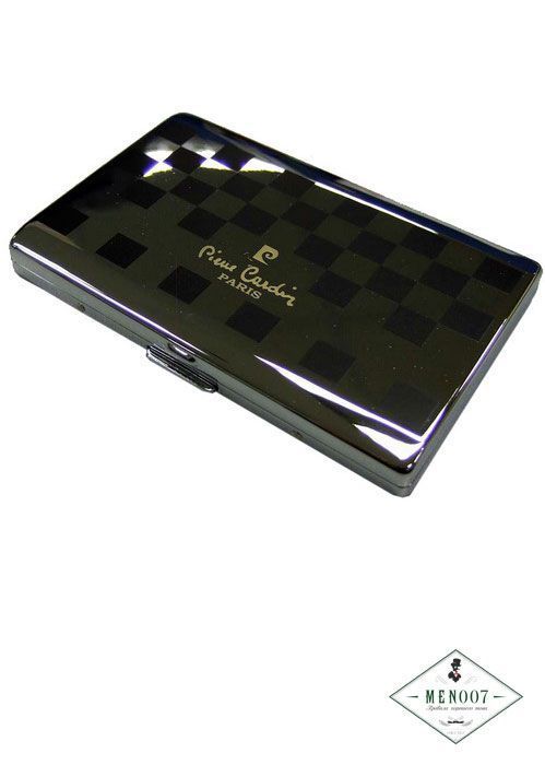 Портсигар Pierre Cardin, сплав цинка, покрытие хром с гравировкой + матовый черный лак, расчитан на 7 стандартных сигарет