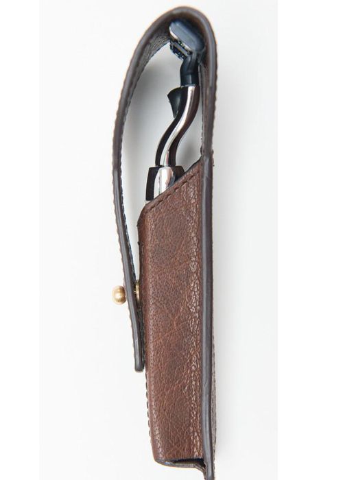 Дорожный бритвенный набор CAPTAIN FAWCETT  Razor & Handcrafted Leather Case