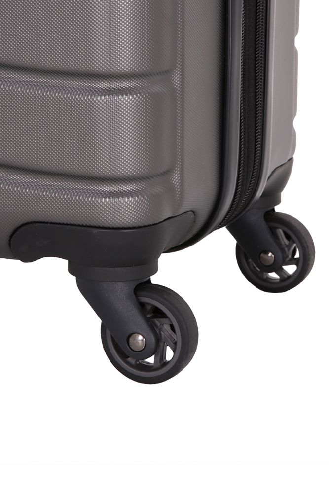 Чемодан средний ALVERSTONE SWISSGEAR