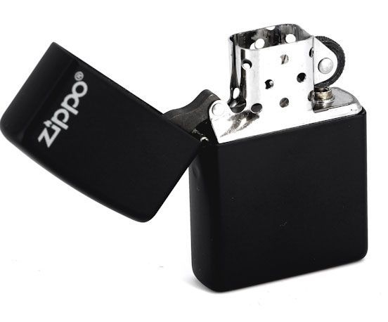 Зажигалка ZIPPO Classic с покрытием Black Matte, латунь/сталь, чёрная с фирменным логотипом, матовая, 36x12x56 мм