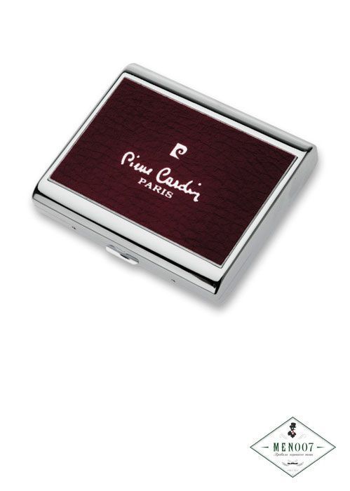 Портсигар Pierre Cardin, сплав цинка, покрытие хром + матовая красная искуств.кожа, расчитан на 20 стандартных сигарет